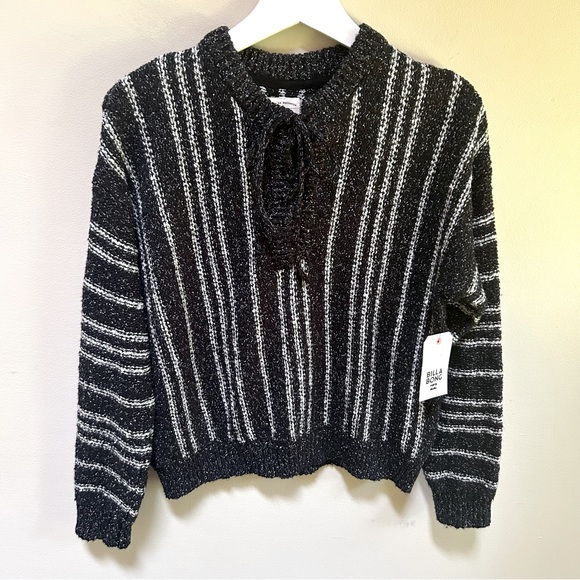 Billabong ~ new ~Black Yeah Bouy Long Sleeve Striped Lace- Up Sweater in Small - Picture 3 of 11